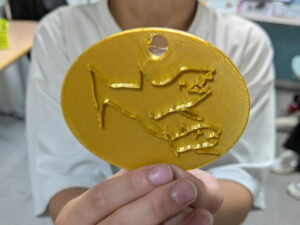 3Dプリンターで出力したメダル