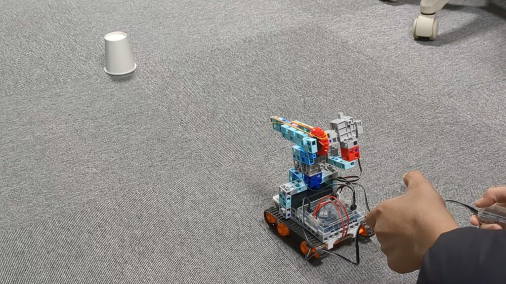 オリジナルロボットのサムネ